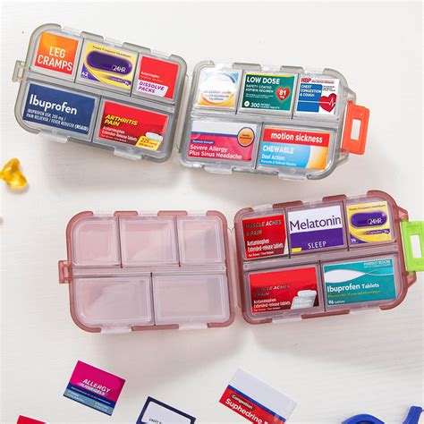 walgreens pharmacy free pill containers